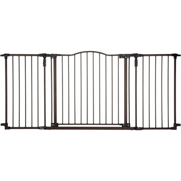 72” wide Deluxe Décor Baby Gate: Sturdy safety gate with one hand operation - Picture 7 of 7